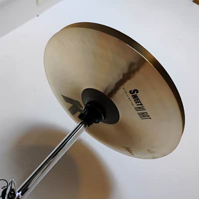 Zildjian 15" K Series Sweet Hi-Hat Cymbals (Pair) - 2018 - Present - Traditional Finish image 12