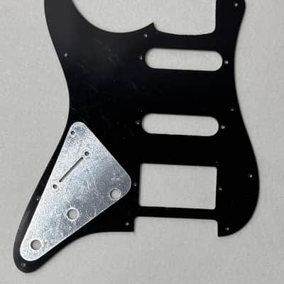 Pickguard for Fender HSS Stratocaster, 11 Hole, 3-Ply, Cream image 2