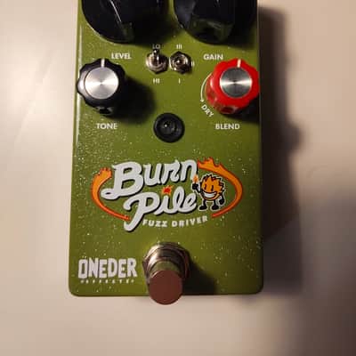 Oneder Effects Burn Pile Fuzz Driver 2026 - Metallic green image 1