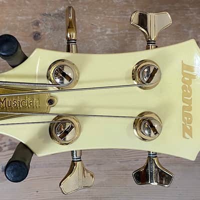 Ibanez MC924-PW Musician Bass 1982 - 1985 - Polar White image 3
