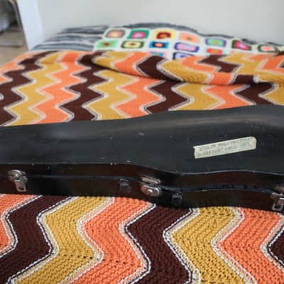Vintage Violin with Bow and Case image 9