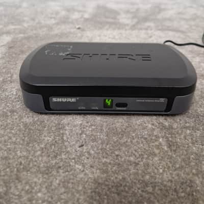 Shure PG4S - Wireless Microphone System - Excellent w/ Power Supply image 4