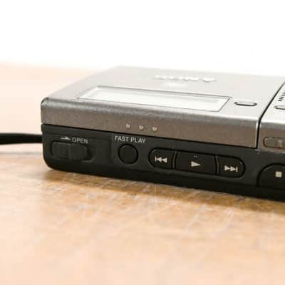 Sony MZ-B3 Portable MiniDisc Recorder (NO POWER SUPPLY) CG01NE0 image 9