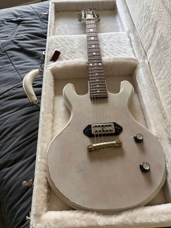 Mondell Custom Guitars DC German Carve Junior 2023 - Relic White Fox