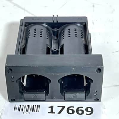 Shure AXT902 Battery Charging Module W/2 Batteries (AXT920) #17669 (One)THS image 2