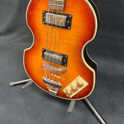 Epiphone Viola Bass with Rosewood Fretboard 1995 - 2020 - Vintage Sunburst image 2