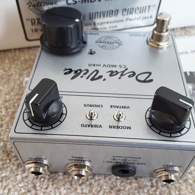 Fulltone CS-MDV MkII Custom Shop Mini Deja Vibe MkII 2010s - Silver Bild 4