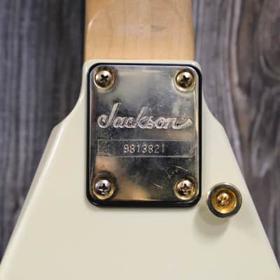 Jackson Pro Series RR5 Rhoads 2003 - 2009 - Ivory with Black Pinstripes image 7