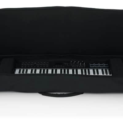 Gator Cases - GKB-88 SLXL - 88 Note Keyboard Gig Bag; Slim Extra Long Design image 4