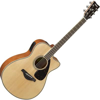 Yamaha FSX820C Solid Top Small Body Acoustic-Electric Guitar - Natural image 3