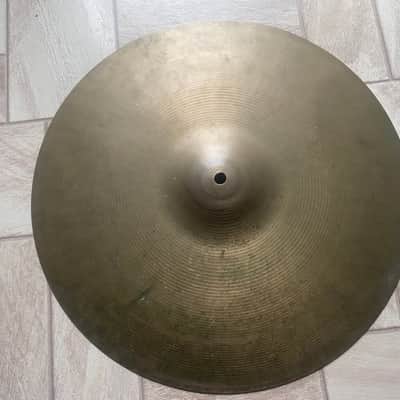 Avedis Zildjian 18" Cymbal
