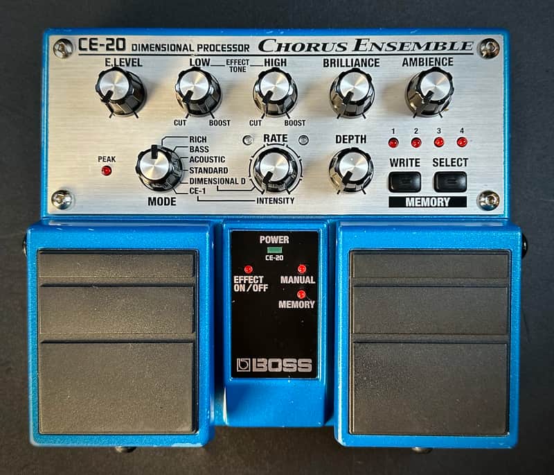 BOSS CE-20 6MODE ステレオコーラス (メモリー機能付き) 特選中古品！現在では入手困難なボス「CE-20 CHORUS ENSEMBLE」が中古