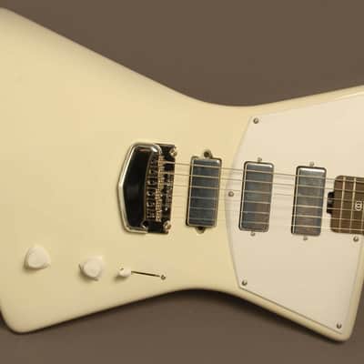 Music Man St. Vincent HHH Rosewood Polaris White image 1