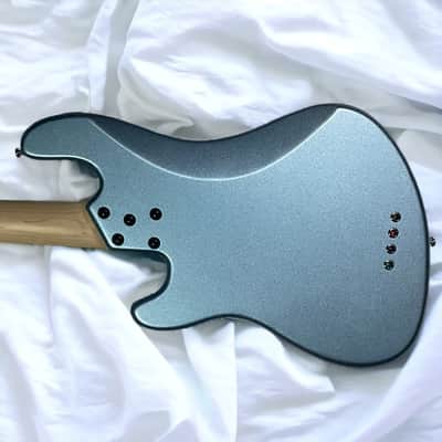 Lakland Skyline Darryl Jones Sign., Lake Placid Blue / Rosewood *IN STOCK* image 3