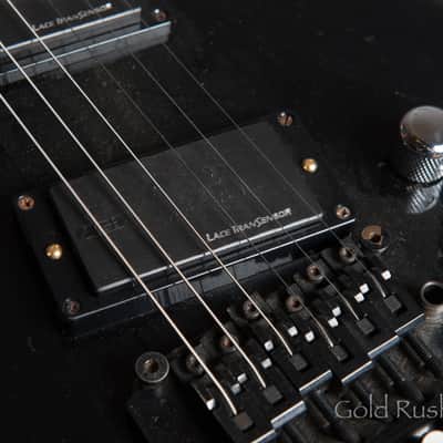 Kramer Banana Headstock Voyager Strat USA w/ Lace Sensor Pickups image 15
