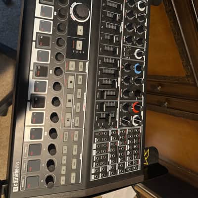 Arturia MiniBrute 2S Noir Edition Desktop Synthesizer 2022 - Present - Black