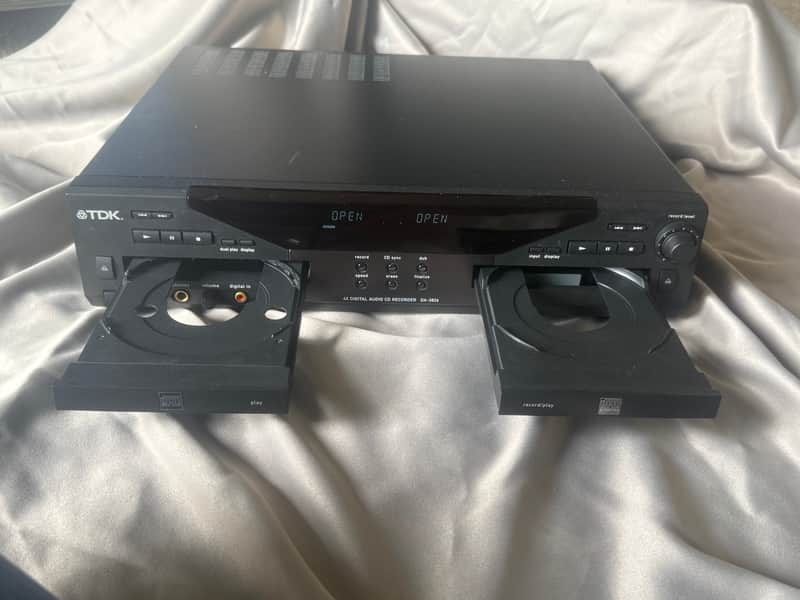 TDK DA-3826