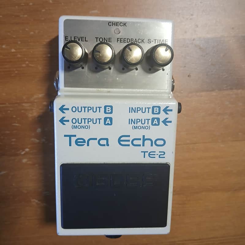 Boss Tera Echo