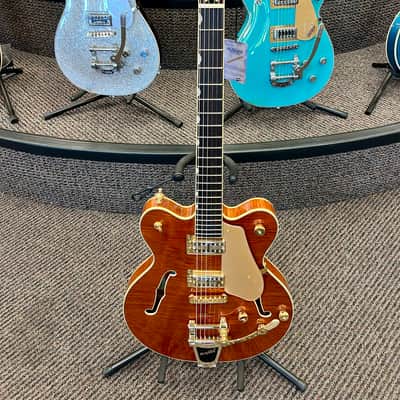 Gretsch ELECTROMATIC® LTD FLAME OKOUME BROADKASTER® DOUBLE-CUT WITH BIGSBY® 2025 - Roundup Orange image 1