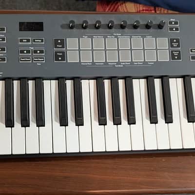 Novation FLkey 37 MIDI Keyboard Controller 2022 - Present - Black