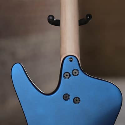 Dingwall D-Roc Standard 4-string – Blue To Purple Colorshift image 8