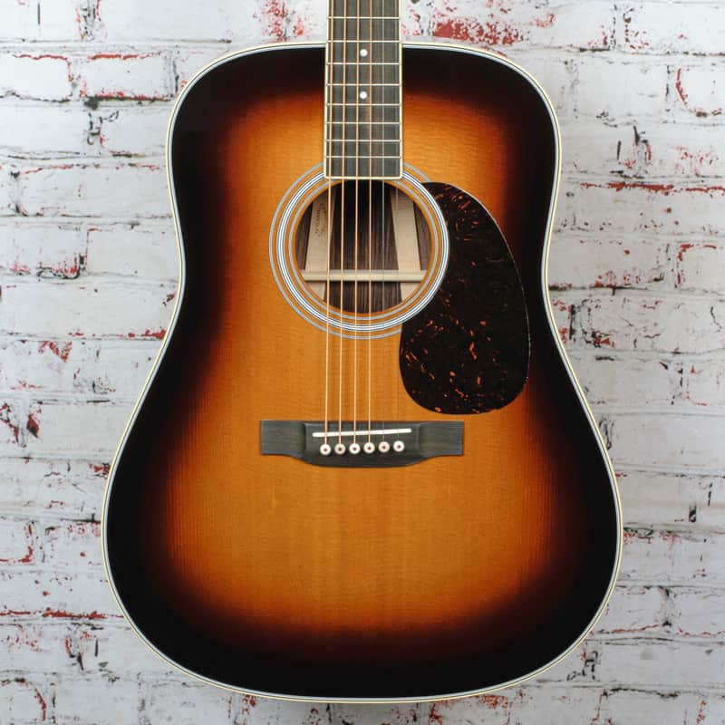 Martin - 2025 D-35 Sunburst - Acoustic Guitar - Gloss 1935 Sunburst - w/ Hardshell Case - x1445 USED image 1
