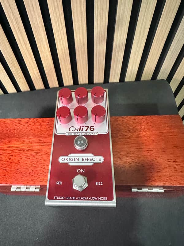 Origin Effects Cali76 Compact Deluxe Compressor Limited Edition 2018 - Genie Red image 1