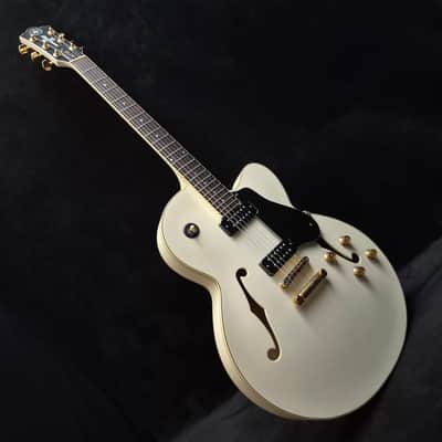 1988 Yamaha AES 1500 Semi-Hollow Body Jazz Guitar w / Case image 10