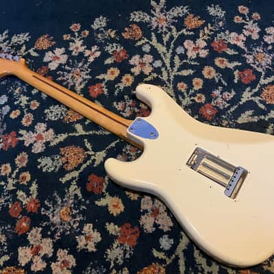 Fender Squier Stratocaster 1984 - Japan image 13