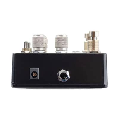 Heavy Empress Effects image 3