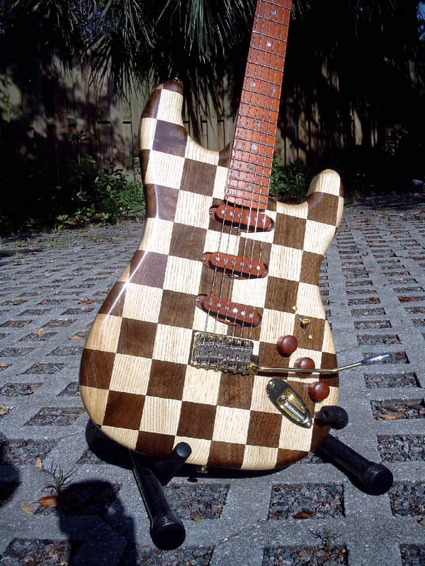 Woody Woodcasters #0025 "Checkercaster" w/ case image 1