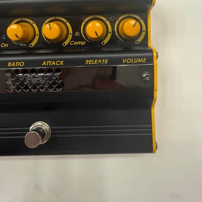 Markbass Compressore Compressor Mark Bass Guitar Effect Pedal + Power Supply image 3