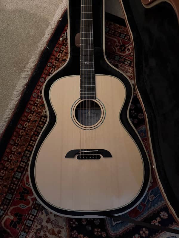 Alvarez Yairi FYM72 image 1