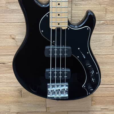 Fender American Deluxe Dimension IV HH Active 4- string Bass 2014 - Black - 8lbs 8oz w/OHSC image 4