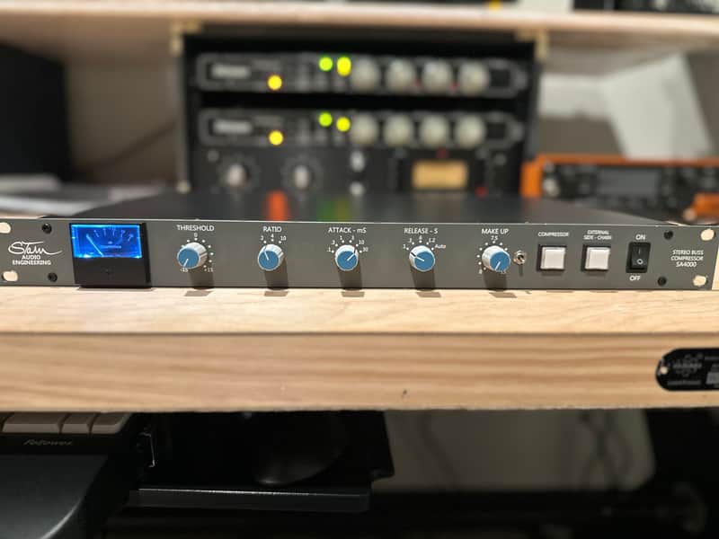 Stam Audio SA-4000 Stereo Bus Compressor with Carnhill Transformer Switch (Serial #00888) image 1