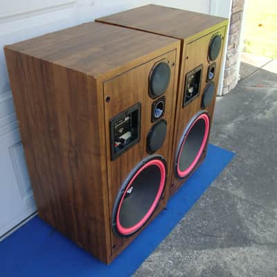 Vintage Cerwin Vega D-9 Floor Speakers - Professionally Re-foamed image 3