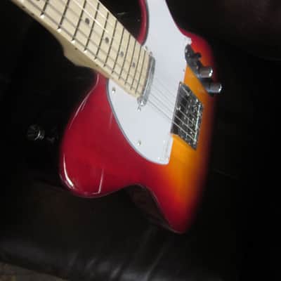 Amati Tele-Style Single Coil Electric Guitar Cherry Sunburst w/ Gig Bag 30TCHG image 3
