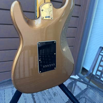 Fender Bruno Mars Signature Stratocaster 2023 - Mars Mocha image 4