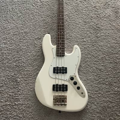 Fender Modern Player Jazz Bass 2012 MIC Olympic White 4-String Rare Bass Guitar image 1