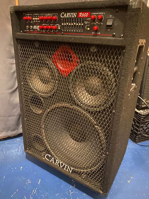 Carvin RL6815 CyclopsRed Eye Bass System 600watt combo W/ Full