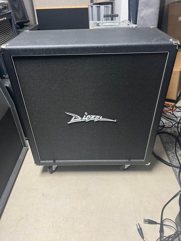 Diezel 412-FV Front-Loaded 240-Watt 4x12