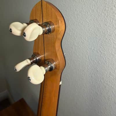 Cedar Mountain Tenor Banjo Ukulele 2008 - Cherry image 13