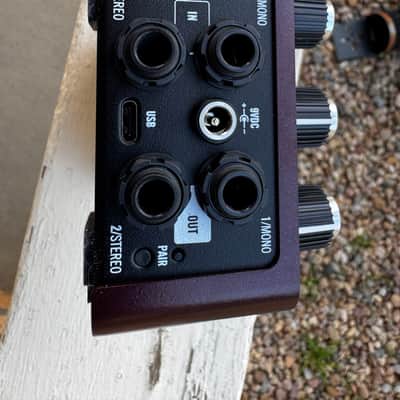 Universal Audio Ruby ’63 Top Boost Amplifier 2022 - Present - Ruby / Silver image 4