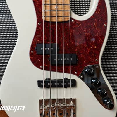 Gregg Guitars PJ5 Bass in Olympic White with an Chambered Ash Body and Roasted Flamed Maple Neck image 8