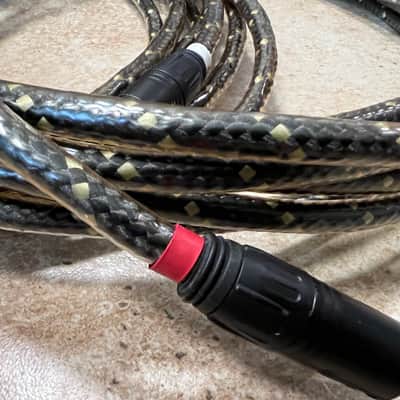 Straight Wire Virtuoso Balanced XLR Interconnect Cables 20 ft. PAIR image 3