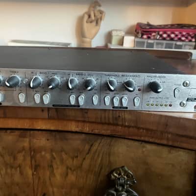 Focusrite Platinum Tone Factory - Compressor, EQ, Channel Strip, Preamp, Tone Control, Filter image 4