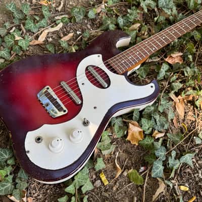 Silvertone Danelectro 1457 1964 Red Burst Made in USA Vintage image 3