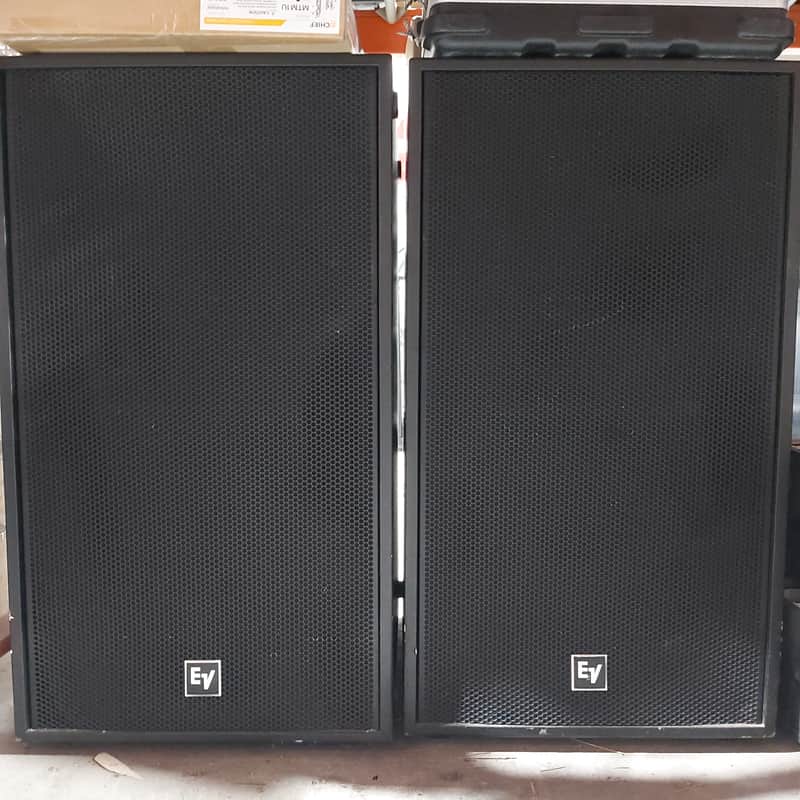 Electro-Voice QRx 218S subwoofer pair image 1