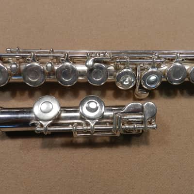 Gemeinhardt 22SP Student Flute image 2
