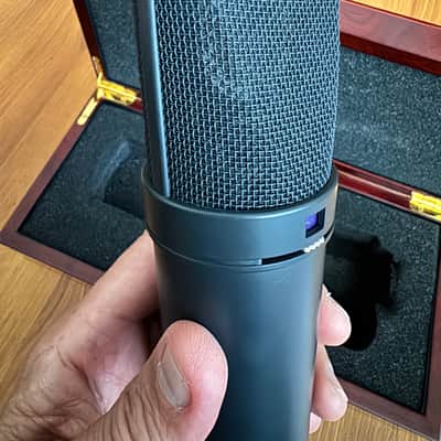 Neumann U 87 Ai mt Large Diaphragm Multipattern Condenser Microphone 1986 - Present - Matte Black image 3